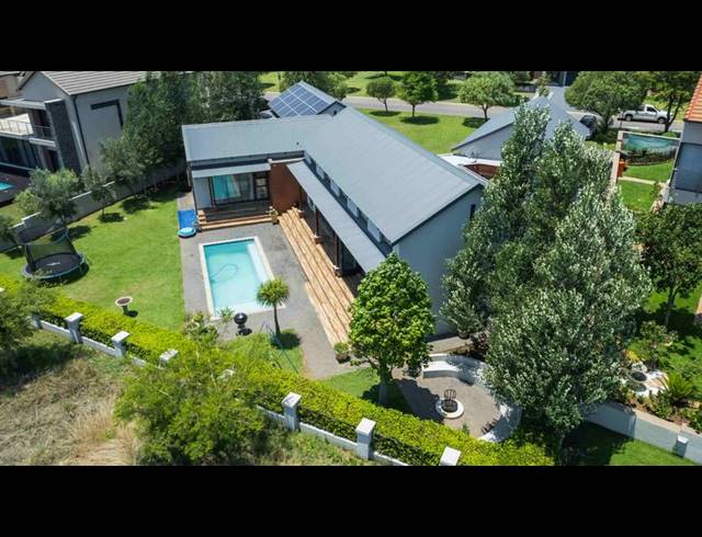 3 BEDROOM HOUSE FOR SALE IN COPPERLEAF ESTATE